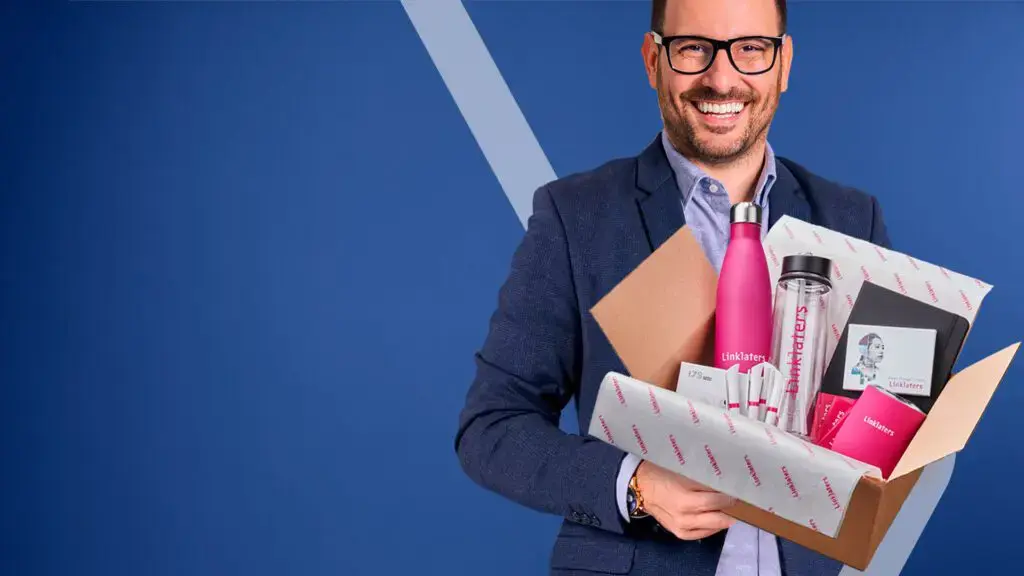 Corporate Gifts: Building Relationships and Appreciation